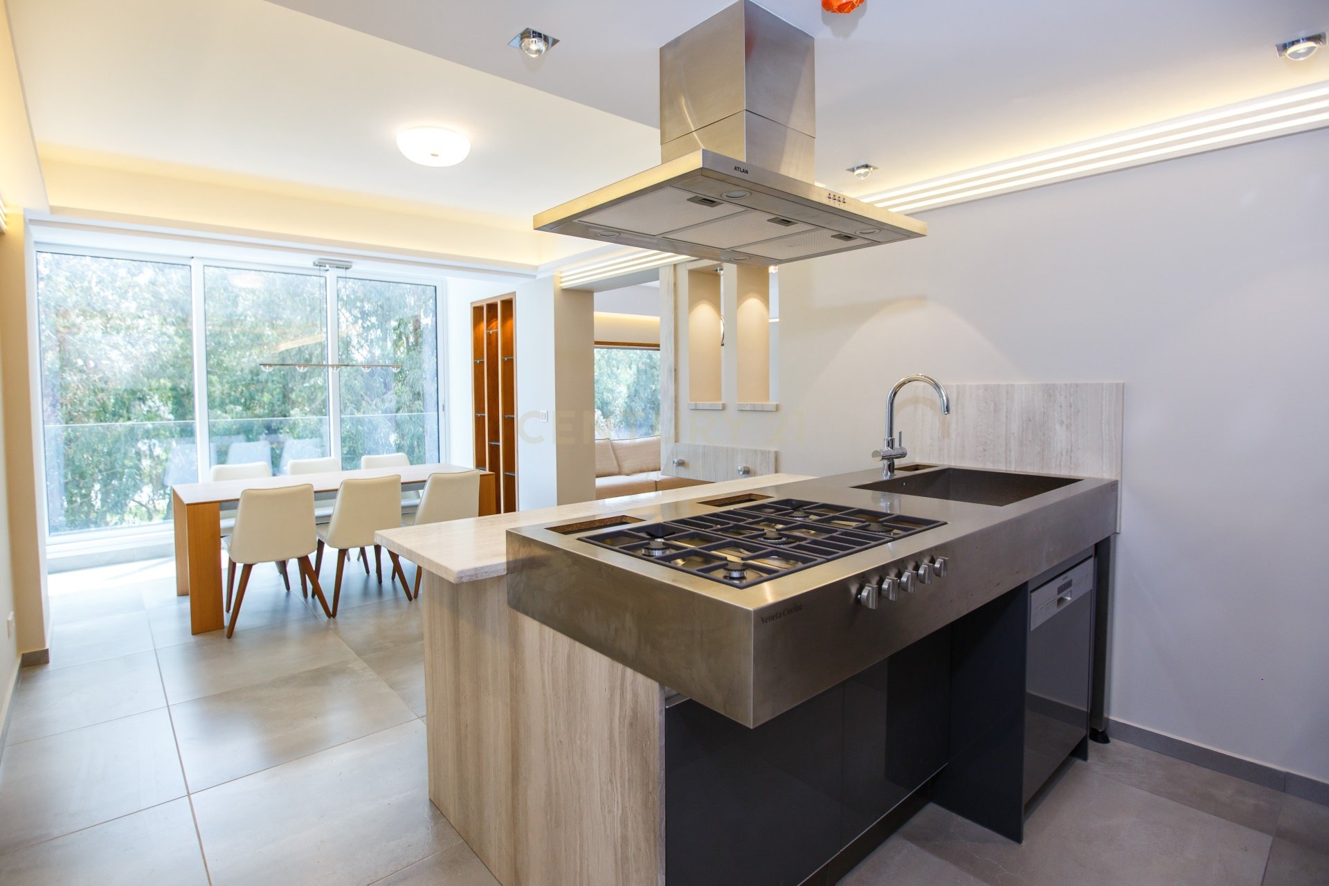 3 bedrooms Apartment in Germasogeia, Limassol, Cyprus No. 55245