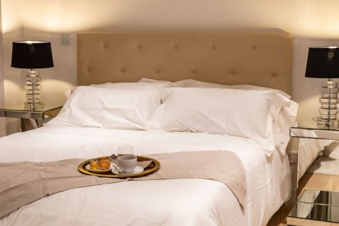 2 dormitorios Apartamento en Nicosia,  No. 45861 10