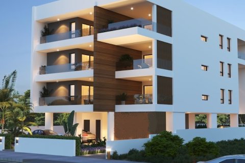 3 bedrooms Apartment in Kato Polemidia, Limassol, No. 46964 3
