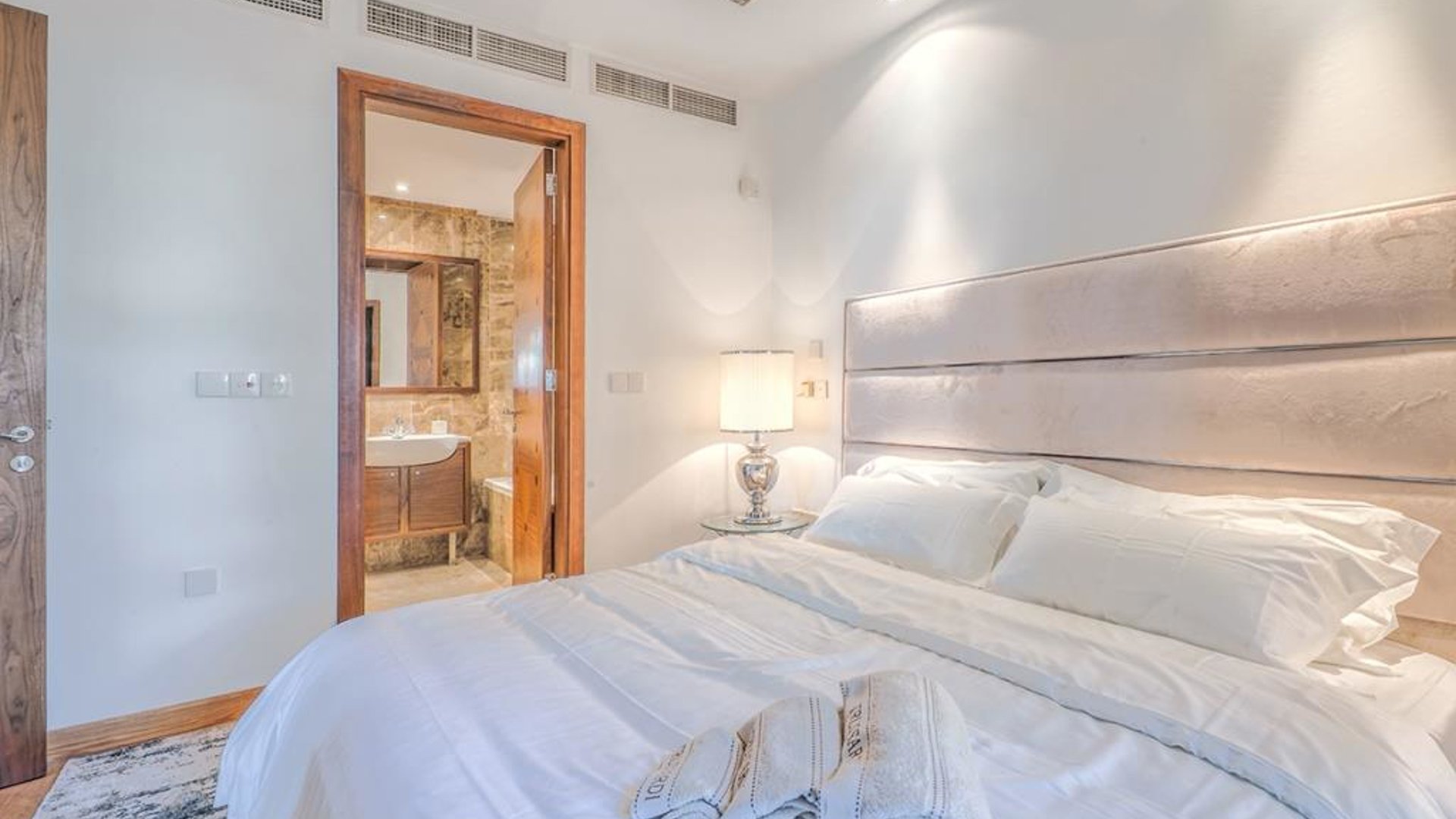 4 bedrooms Villa in Limassol, Cyprus No. 31760
