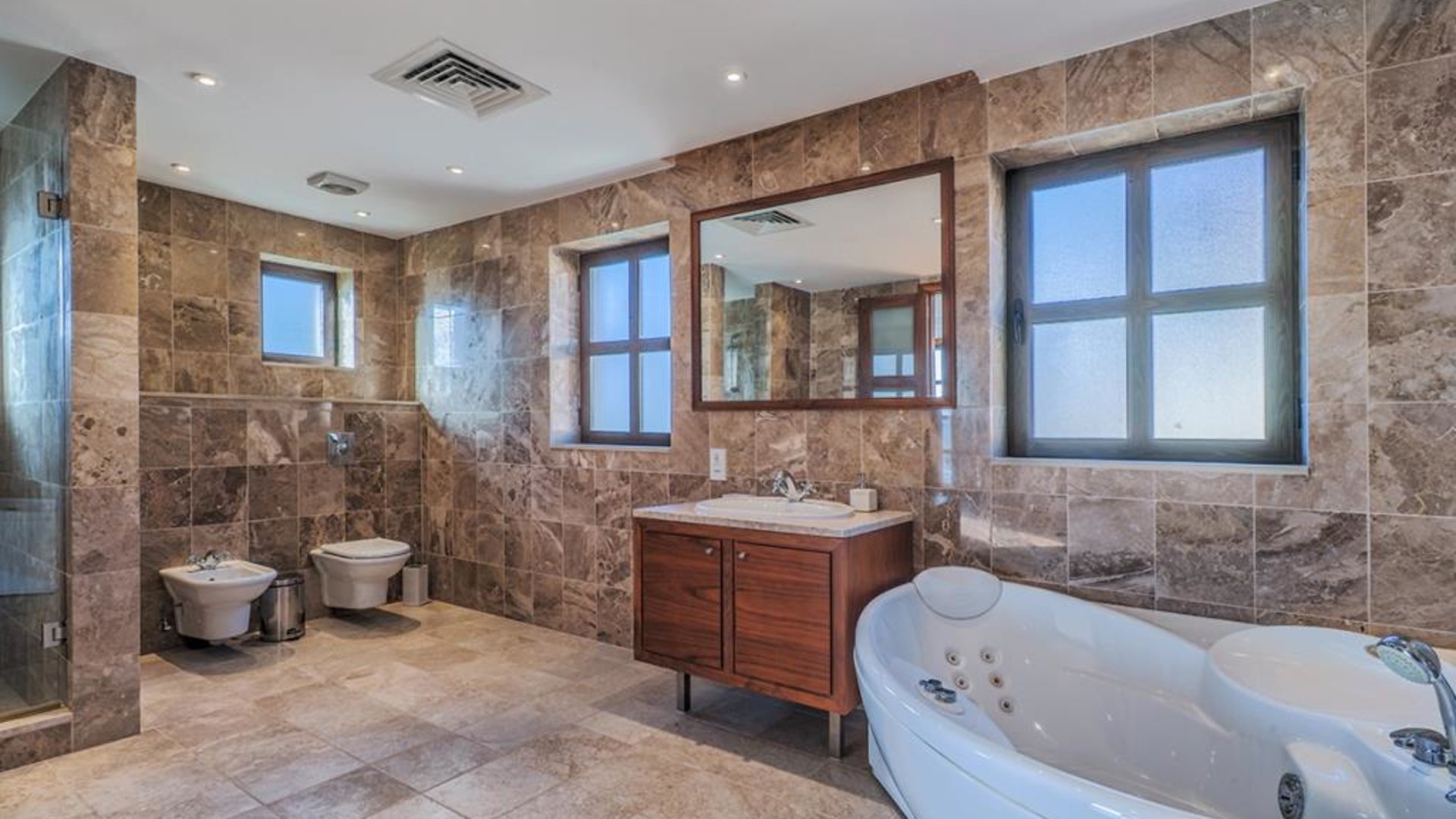 4 bedrooms Villa in Limassol, Cyprus No. 31760