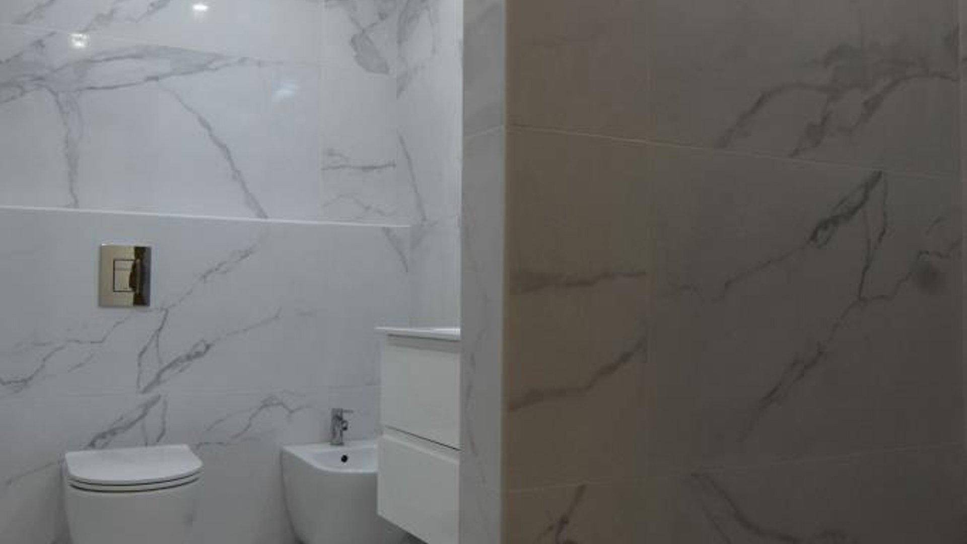 3 bedrooms Apartment in Limassol, Cyprus No. 30534