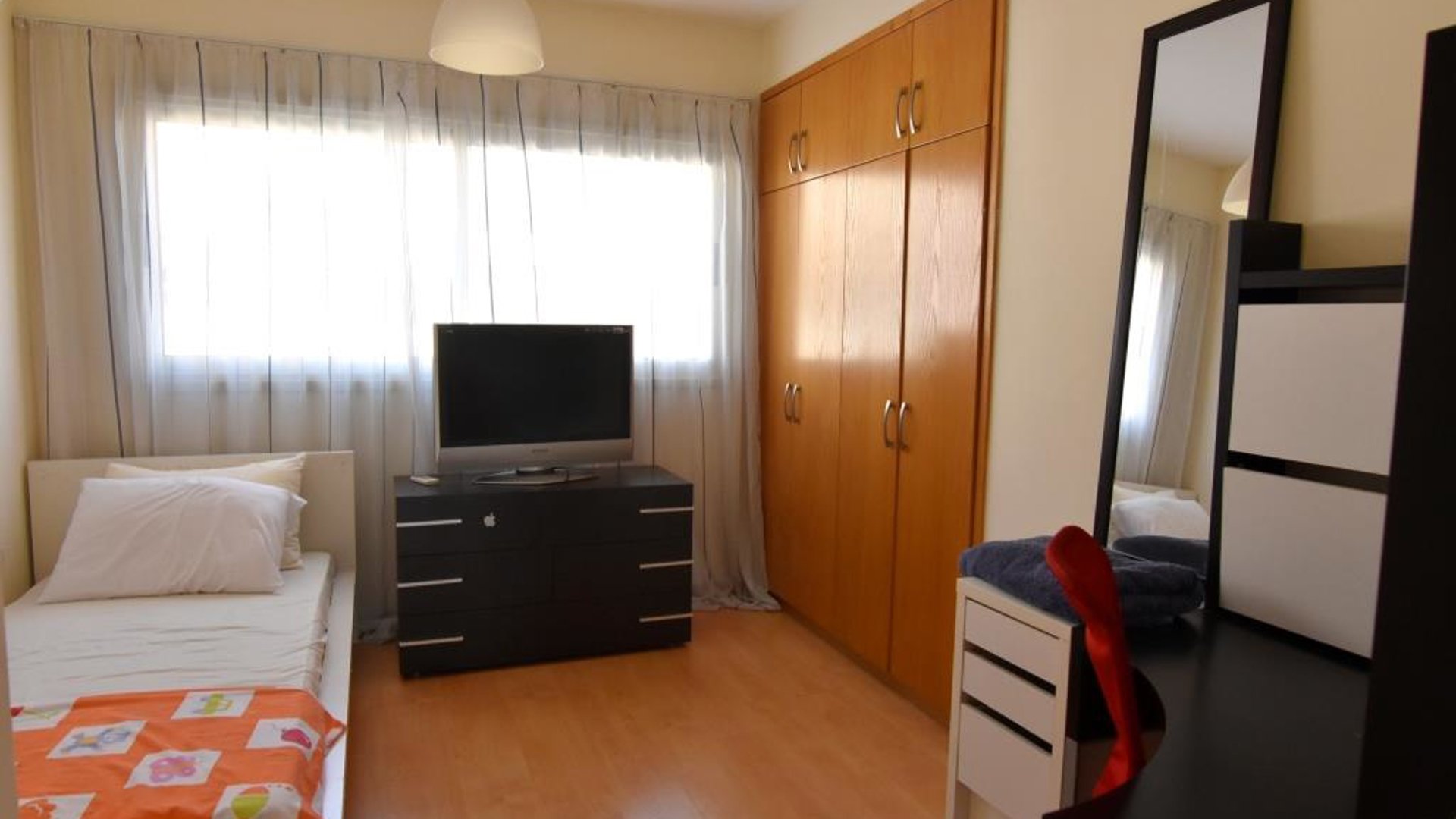 3 bedrooms Apartment in Limassol, Cyprus No. 30534