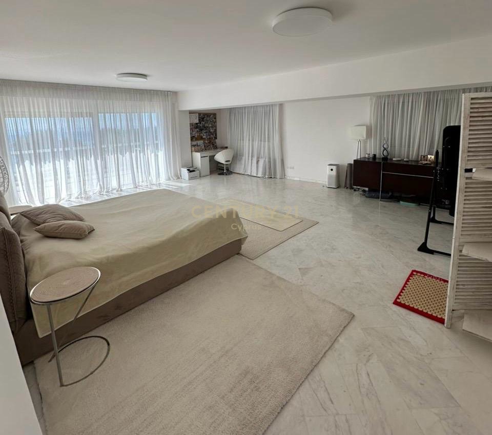 3 bedrooms Apartment in Germasogeia, Limassol, Cyprus No. 55378
