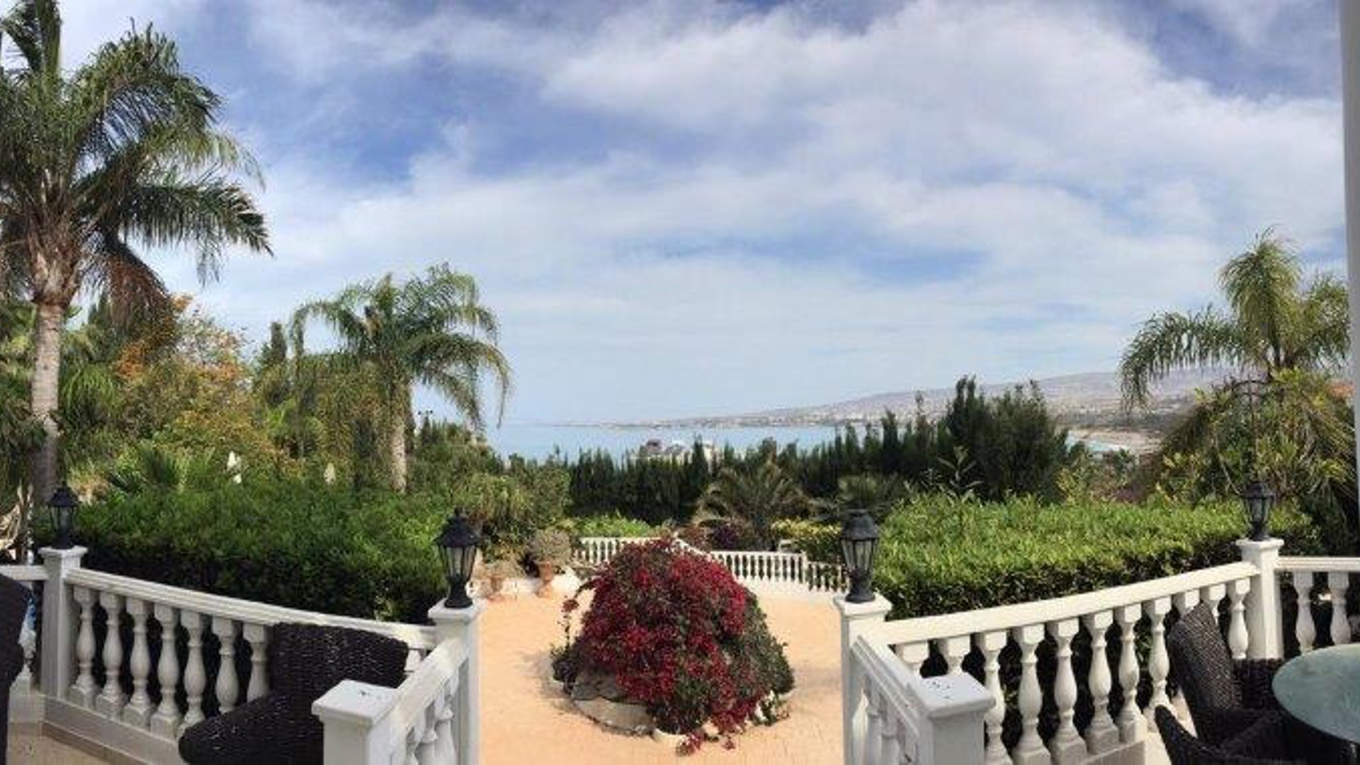 5 bedrooms Villa in Kissonerga, Paphos, Cyprus No. 28226