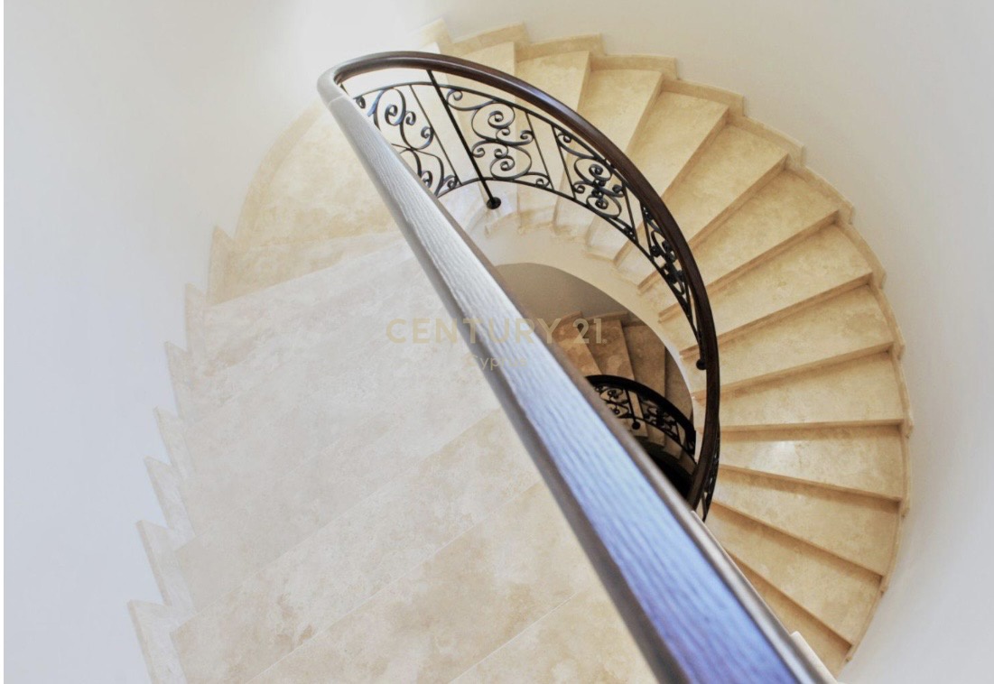 6 bedrooms Villa in Pervolia, Larnaka, Cyprus No. 53509