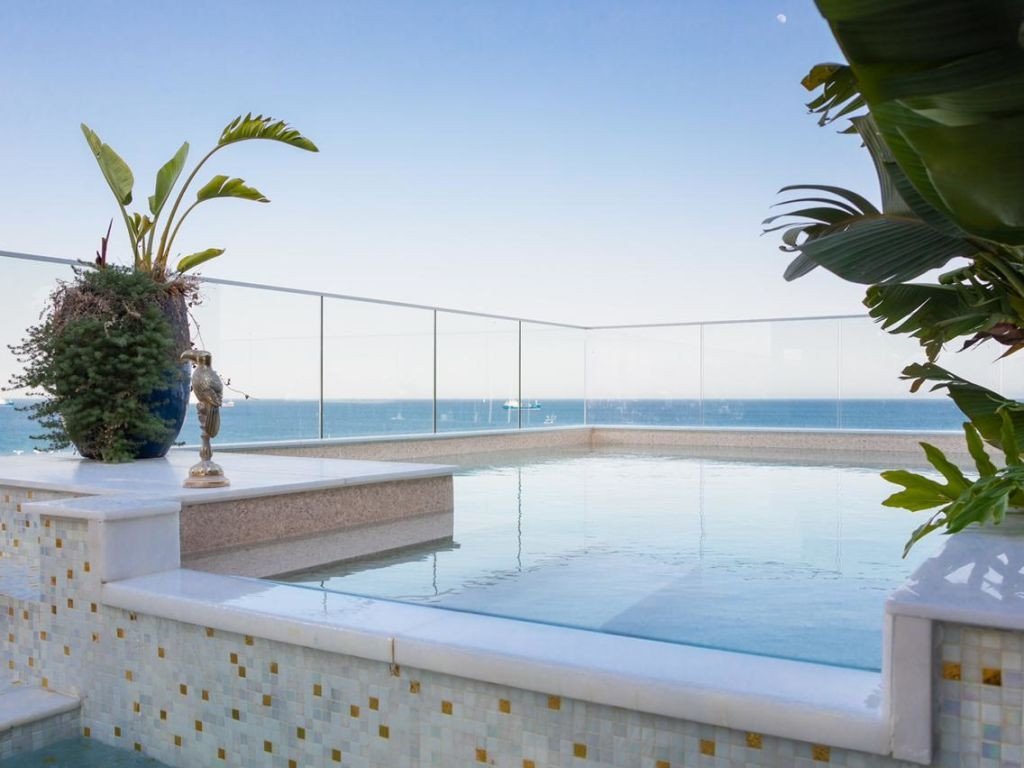 2 bedrooms Penthouse in Limassol, Cyprus No. 53661