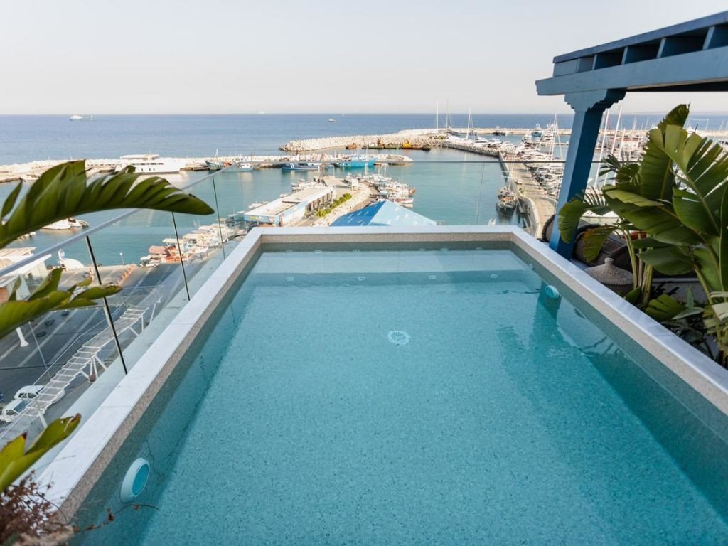 2 bedrooms Penthouse in Limassol, Cyprus No. 53661