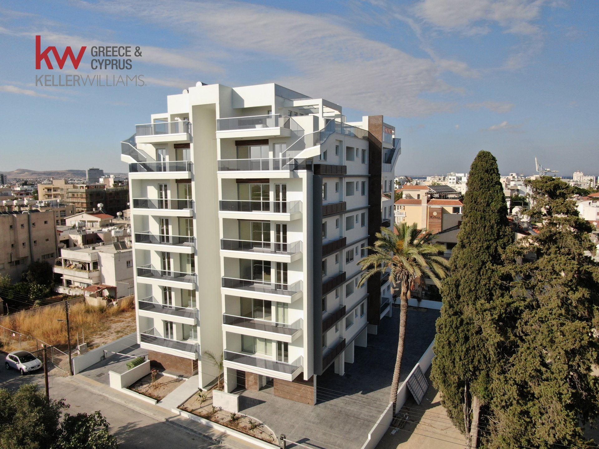 4 bedrooms Apartment in Larnaca, Larnaka, Cyprus No. 40114
