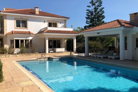 4 bedrooms Villa in Pyrgos, Limassol, Cyprus No. 25724