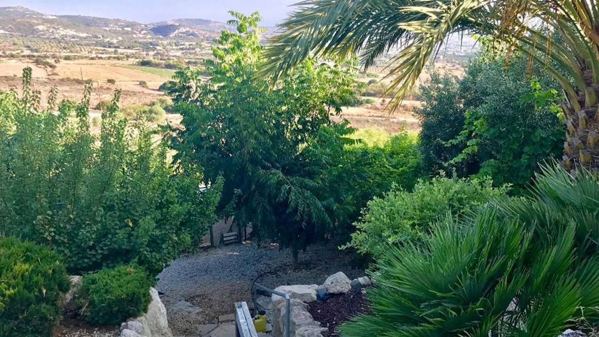 5 bedrooms Villa in Tala, Paphos, Cyprus No. 25722