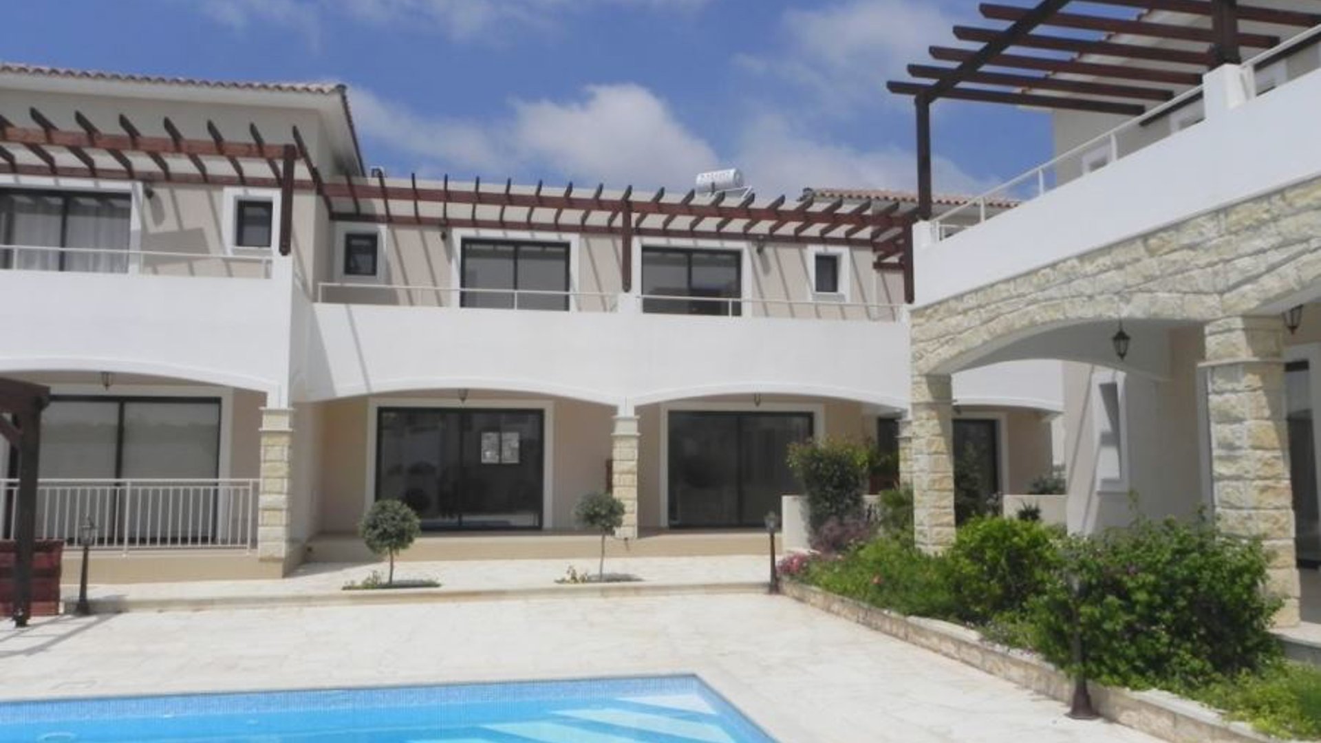 3 bedrooms Villa in Kato Paphos, Paphos, Cyprus No. 25726