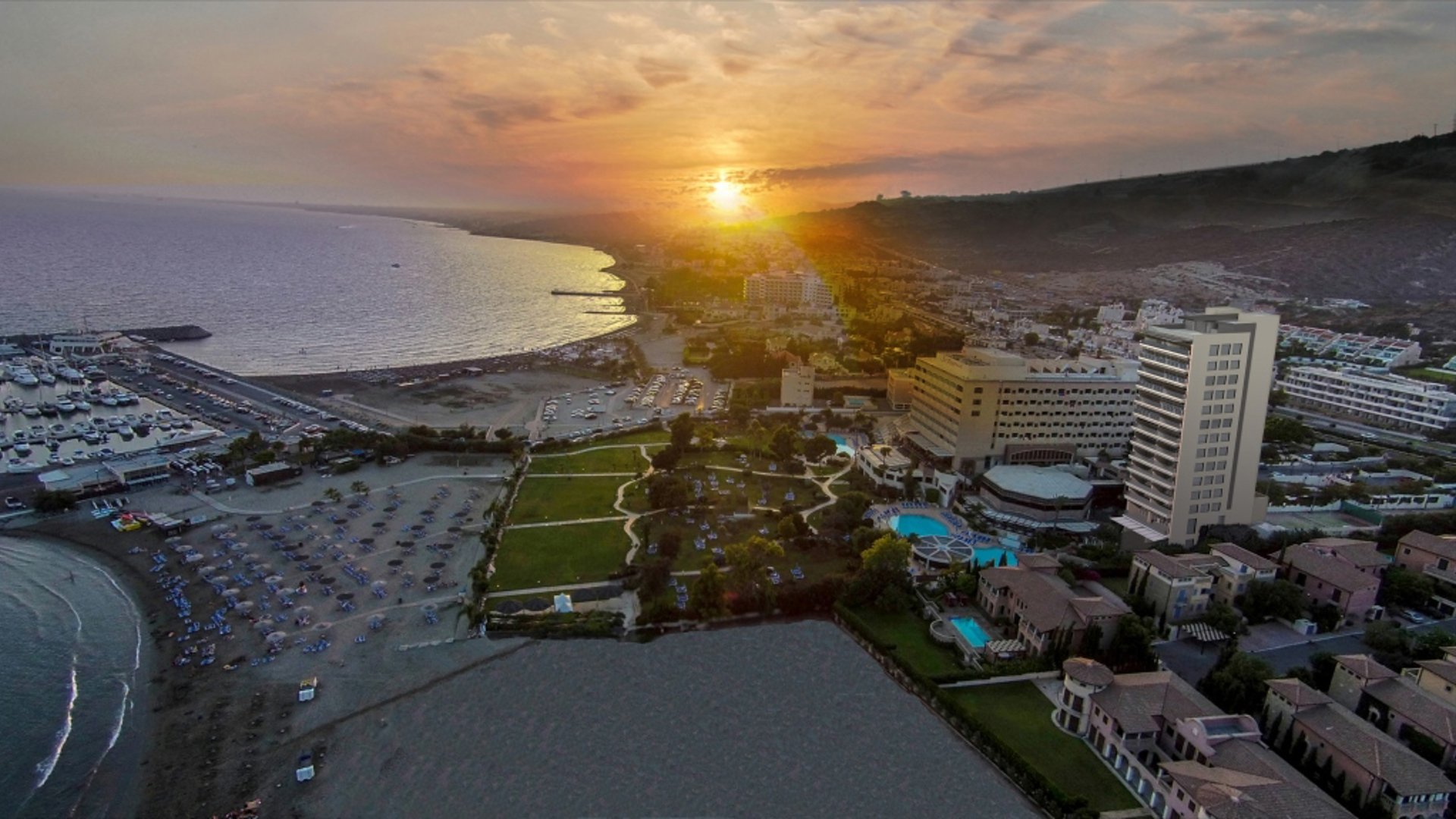 3 bedrooms Penthouse in Limassol, Cyprus No. 25760