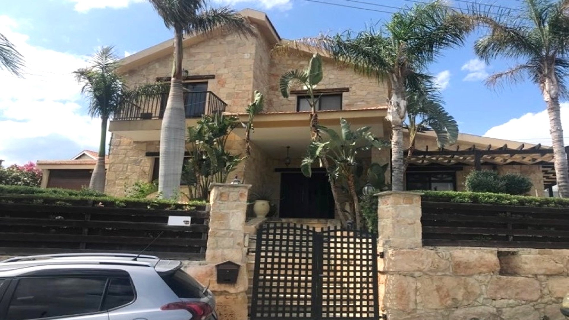 3 bedrooms Villa in Monagroulli, Limassol, Cyprus No. 28397
