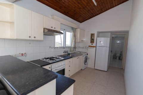 2 bedrooms Apartment in Meneou, Larnaka, Cyprus No. 37542 7