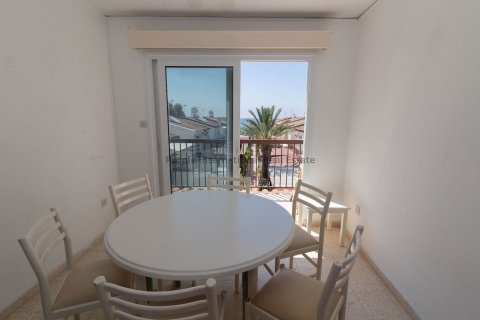 2 bedrooms Apartment in Meneou, Larnaka, Cyprus No. 37542 9
