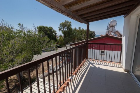 2 bedrooms Apartment in Meneou, Larnaka, Cyprus No. 37542 12
