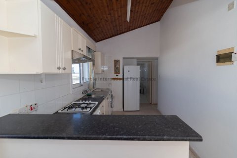 2 bedrooms Apartment in Meneou, Larnaka, Cyprus No. 37542 8