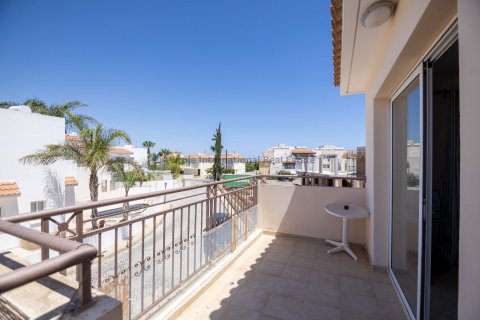 3 bedrooms Villa in Paralimni, Ammochostos,  No. 37543 18