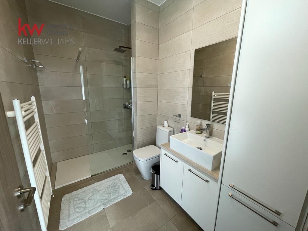 6 bedrooms Villa in Pyla, Larnaka, Cyprus No. 40183