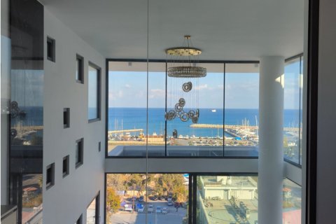 3 bedrooms Apartment in Larnaca, Larnaka,  No. 39890 2