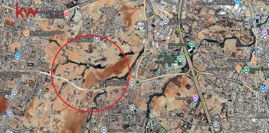 14661m2 Land in Strovolos, Nicosia,  No. 39891