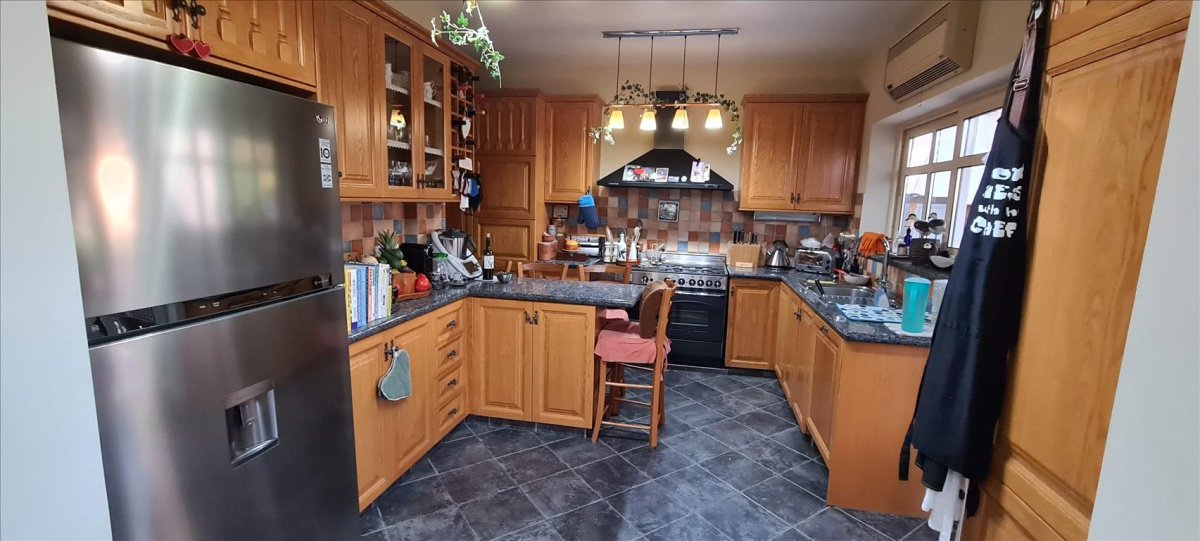 4 bedrooms Villa in Limassol, Cyprus No. 38675