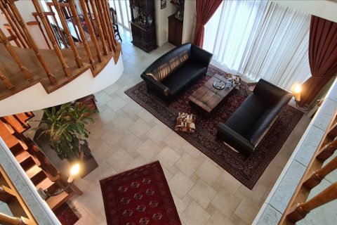 Вилла с 4 спальнями в Лимассол, Лимасол, № 38675 6