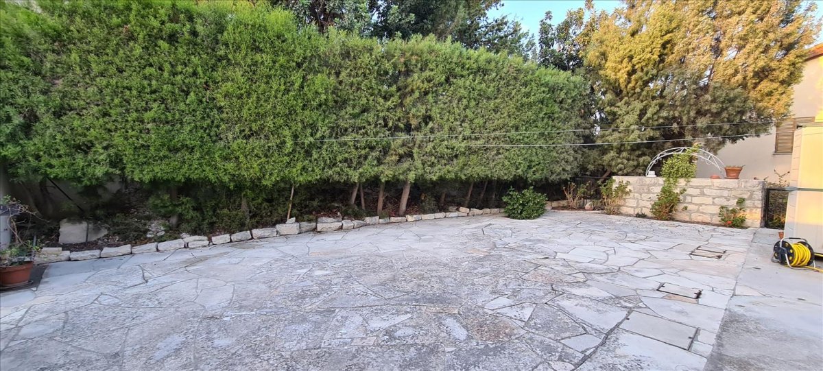 4 bedrooms Villa in Limassol, Cyprus No. 38675