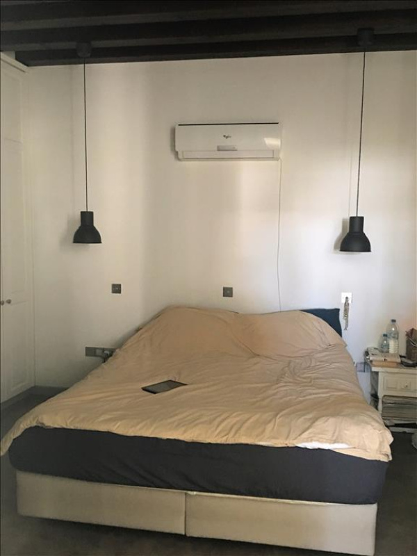 220m2 Villa in Nicosia, Cyprus No. 38676