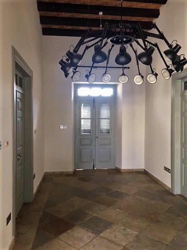 220m2 Villa in Nicosia, Cyprus No. 38676