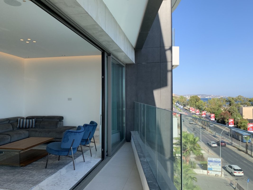 3 bedrooms Apartment in Limassol, Cyprus No. 38674