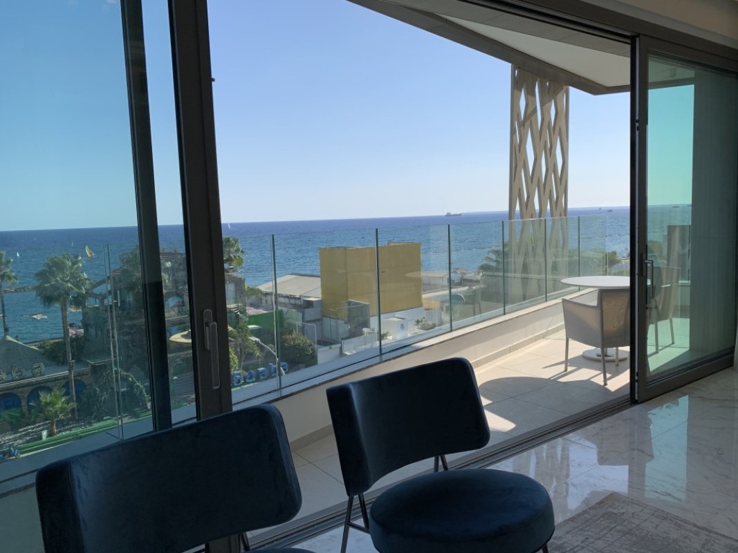 3 bedrooms Apartment in Limassol, Cyprus No. 38674
