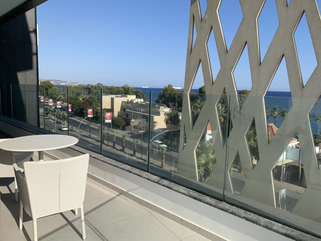 3 bedrooms Apartment in Limassol, Cyprus No. 38674