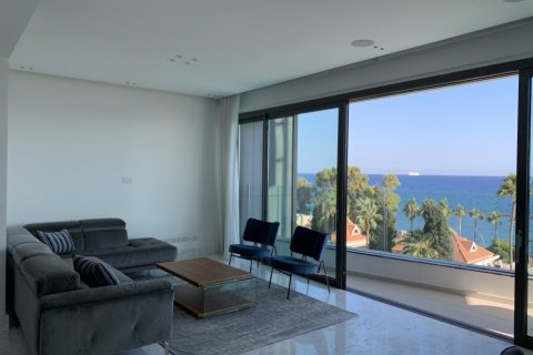3 bedrooms Apartment in Limassol,  No. 38674