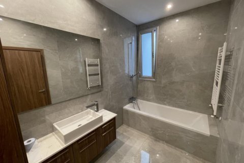 3 bedrooms Villa in Limassol,  No. 38677 9