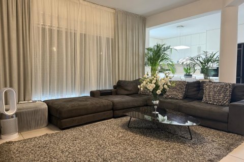 3 chambres Appartement à Germasogeia, Limassol,  No. 50404 7