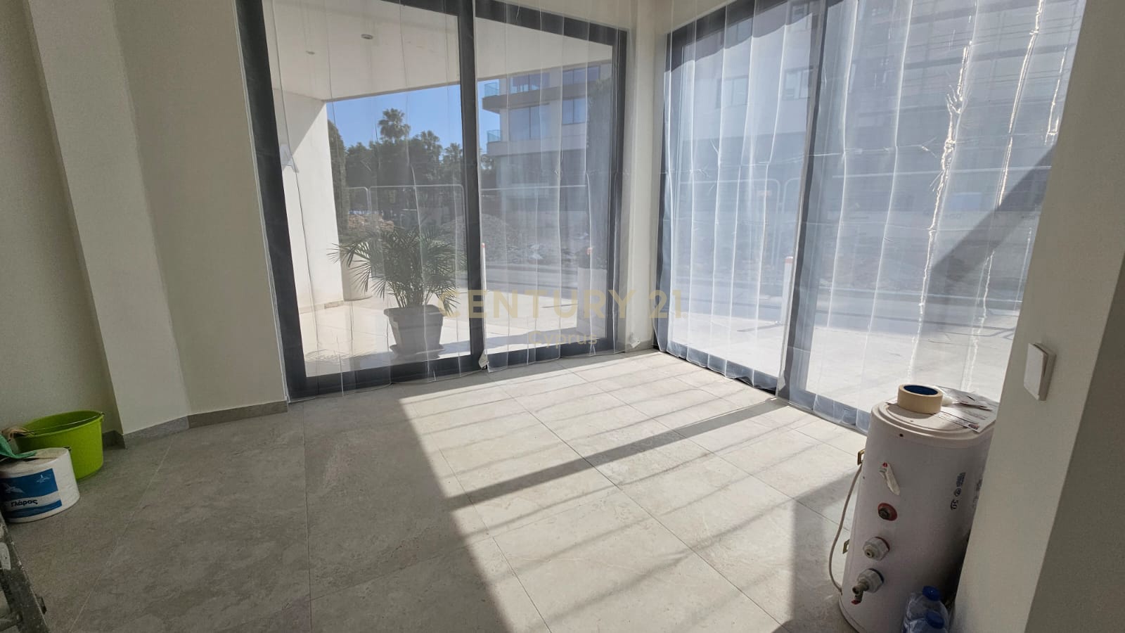 72m2 Office in Limassol, Cyprus No. 53561
