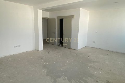 4 dormitorios Apartamento en Limassol,  No. 55339 2