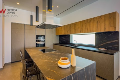 5 bedrooms Villa in Paralimni, Ammochostos,  No. 40336 16