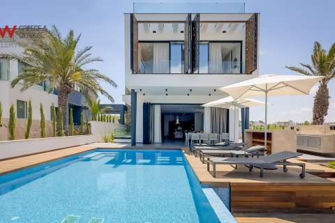 5 bedrooms Villa in Paralimni, Ammochostos,  No. 40336 13