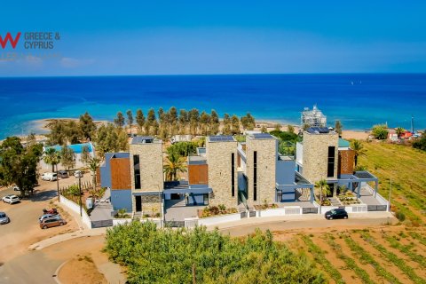 5 bedrooms Villa in Paralimni, Ammochostos,  No. 40336