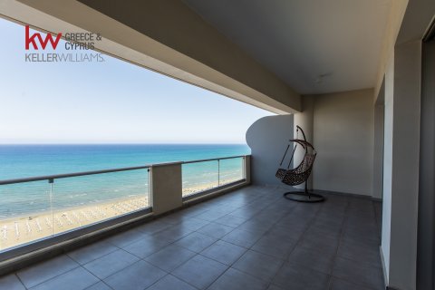 2 bedrooms Duplex in Larnaca, Larnaka,  No. 40335 23