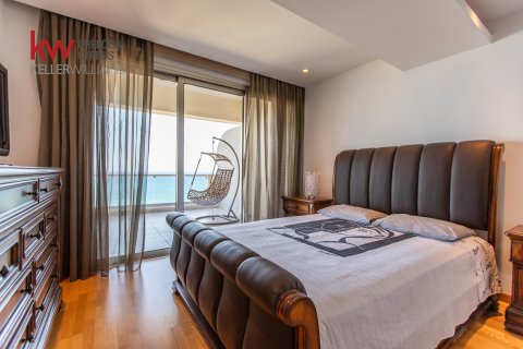 2 bedrooms Duplex in Larnaca, Larnaka,  No. 40335 18