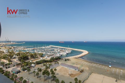 2 bedrooms Duplex in Larnaca, Larnaka,  No. 40335 2