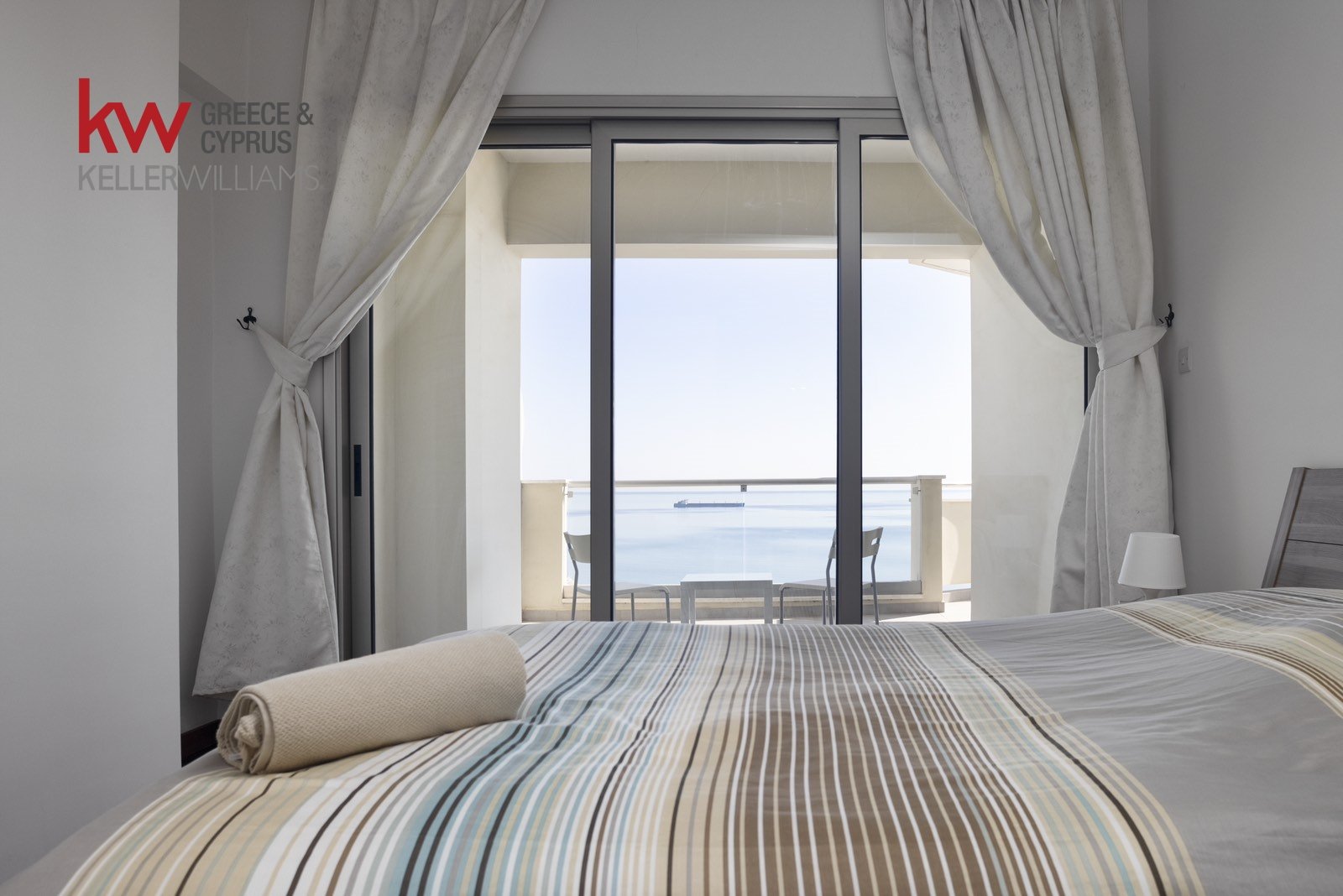 3 bedrooms Apartment in Larnaca, Larnaka, Cyprus No. 40337