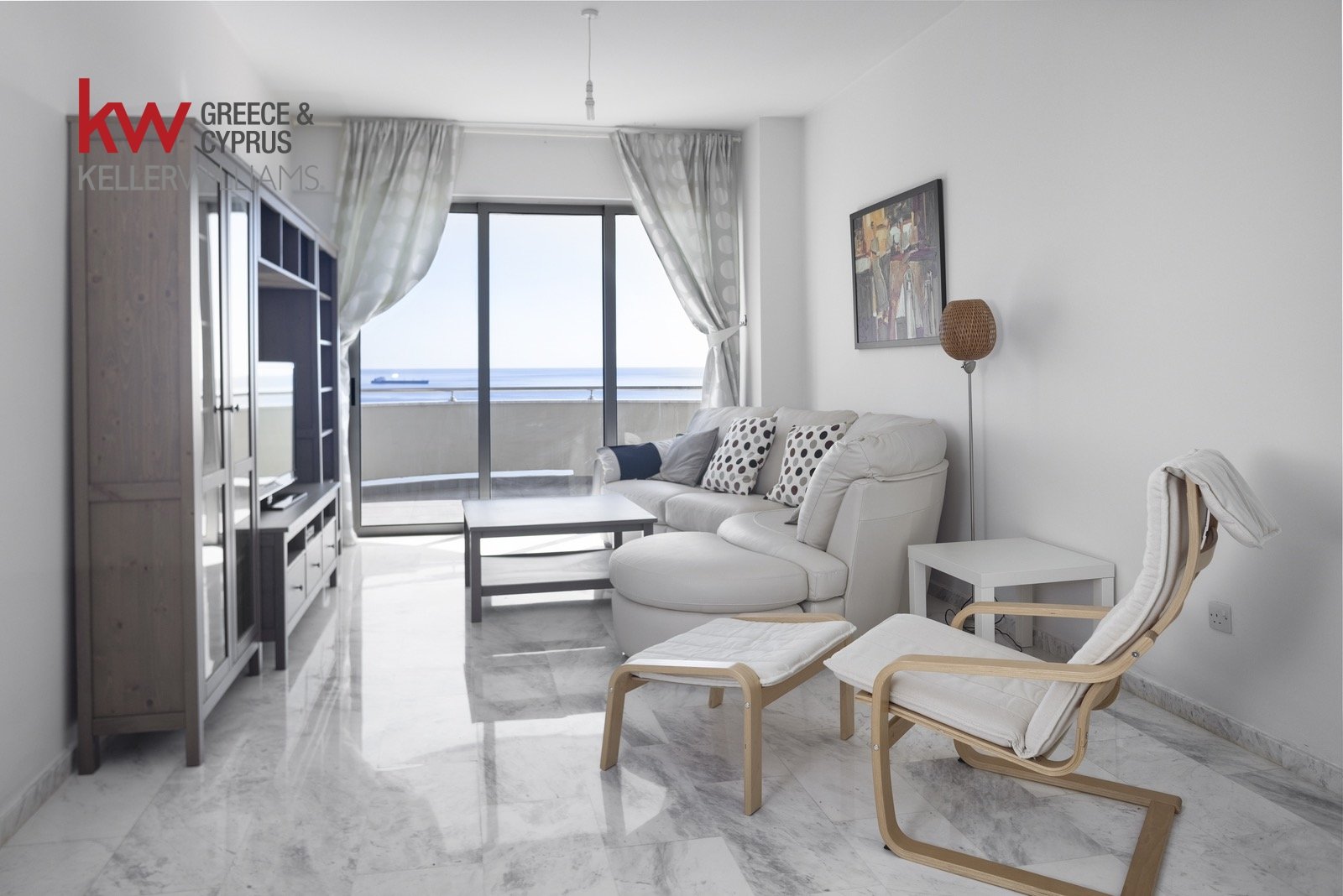 3 bedrooms Apartment in Larnaca, Larnaka, Cyprus No. 40337