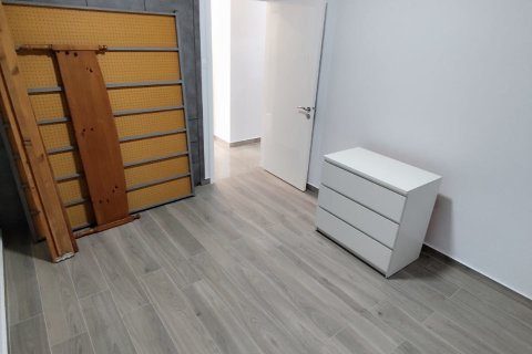 3 bedrooms Apartment in Larnaca, Larnaka, No. 40127 15