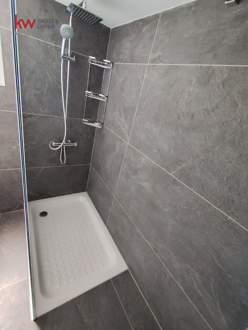 3 bedrooms Apartment in Larnaca, Larnaka, Cyprus No. 40127