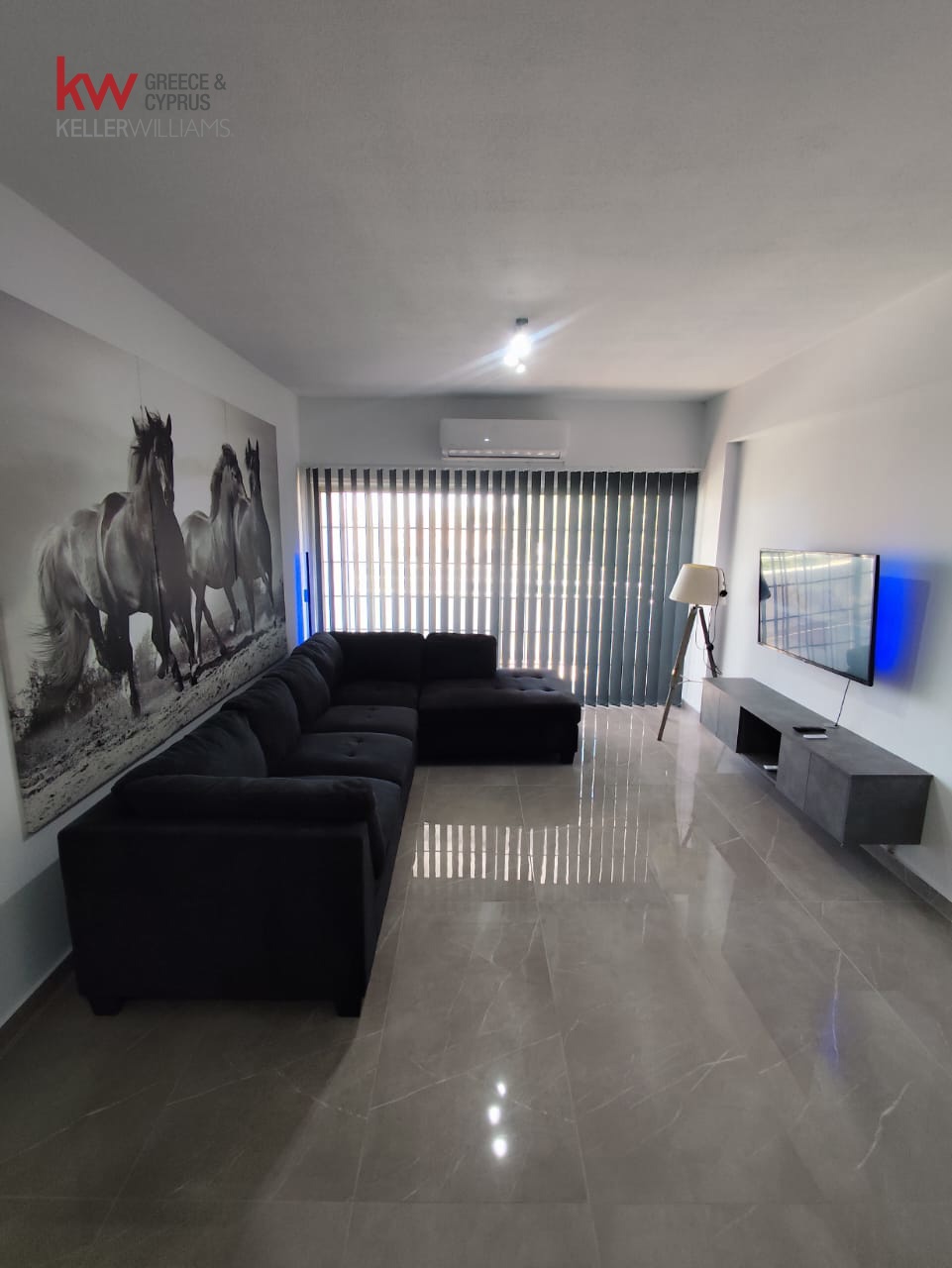 3 bedrooms Apartment in Larnaca, Larnaka, Cyprus No. 40127